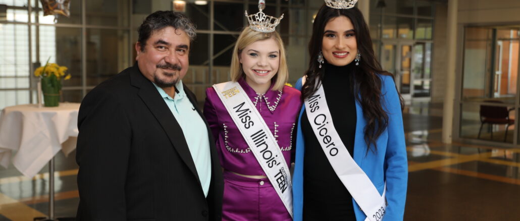 Miss Senorita Cicero with Cook County Commissioner Frank Aguilar and